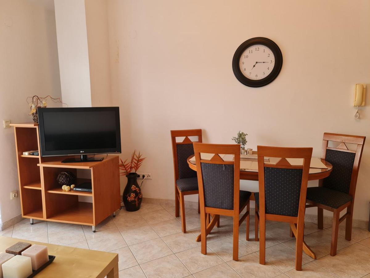Apartment Mira 普拉 外观 照片