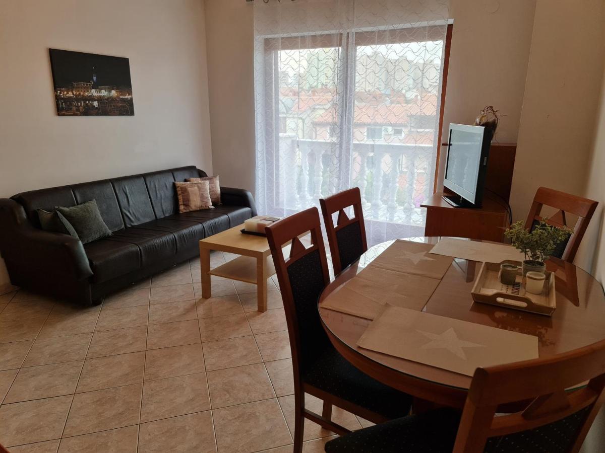 Apartment Mira 普拉 外观 照片