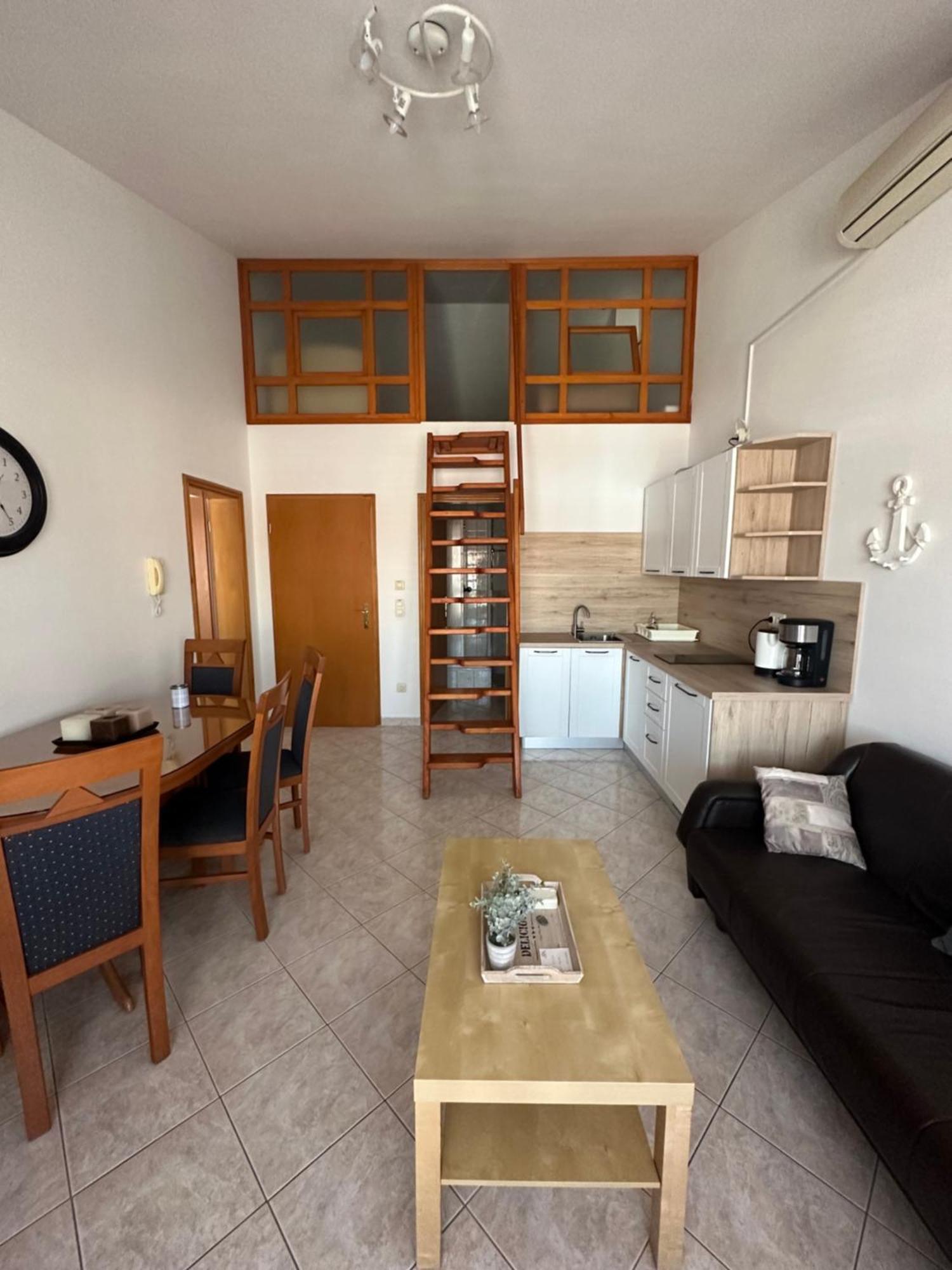 Apartment Mira 普拉 外观 照片