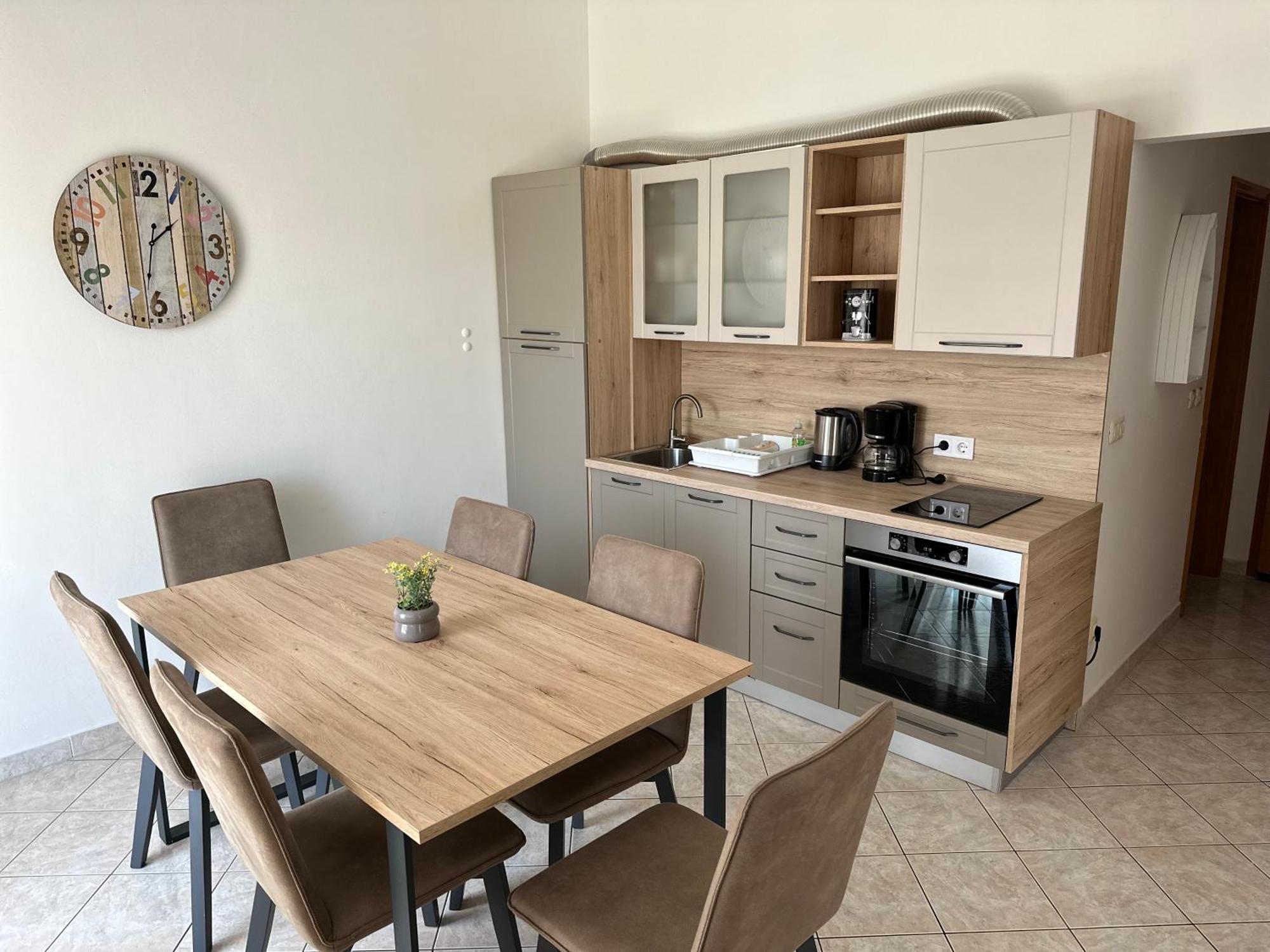 Apartment Mira 普拉 外观 照片
